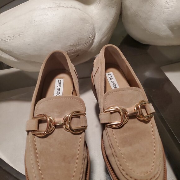 Brown Suede Loafera - Picture 4 of 7